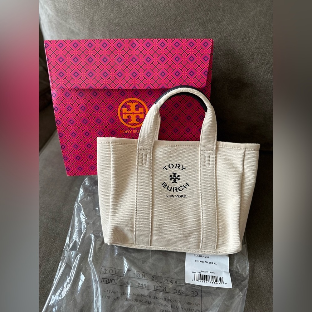 Tory Burch Exclusive Mercer Street Canvas Tote New without Tags Limited Edition